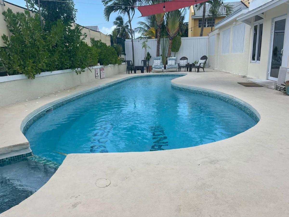 #6 Ferguson Rd - Townhouse Villa Nassau Exterior photo